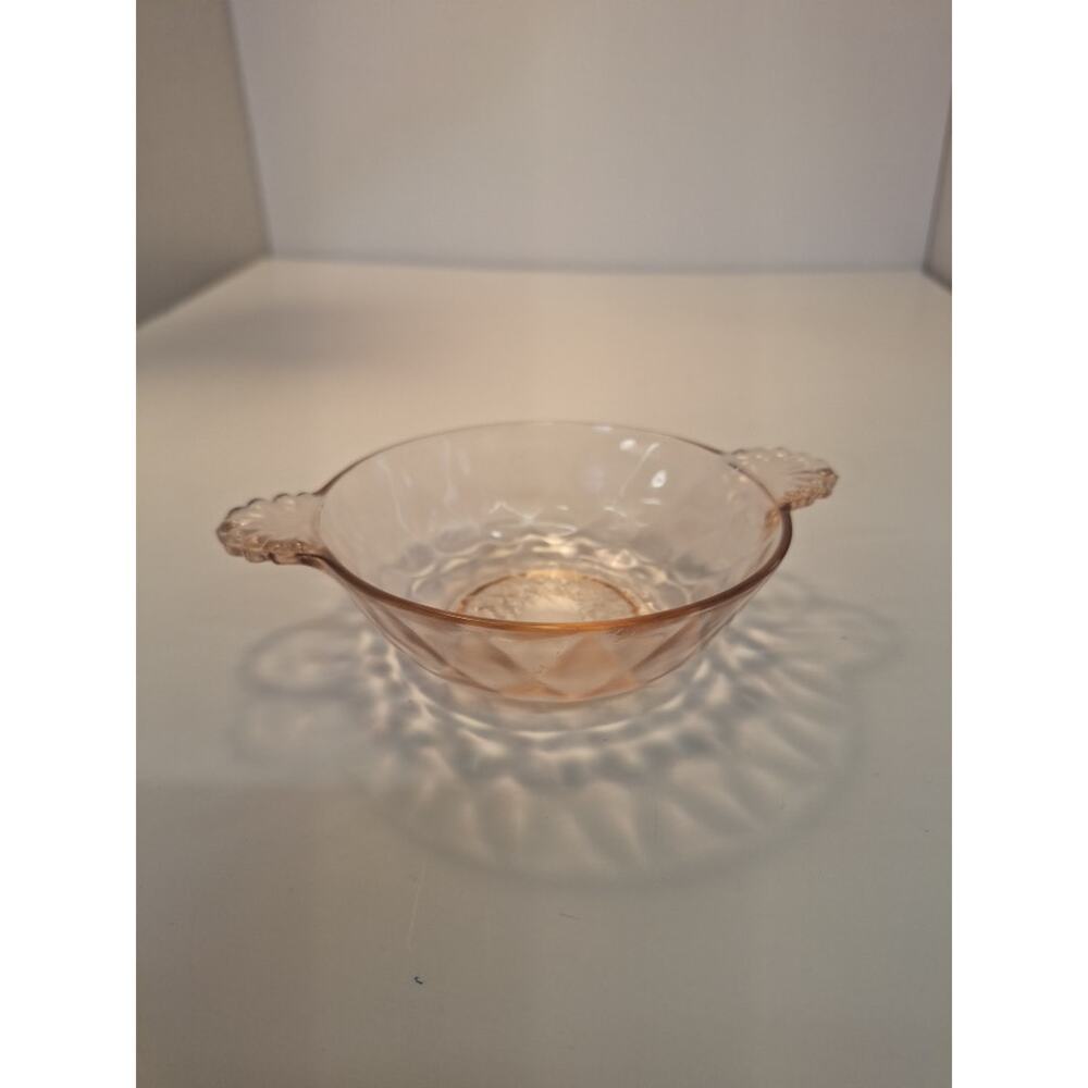 Vintage Anchor Hocking Pink Depression Glass  Bowl. Optic Diamond Pattern.